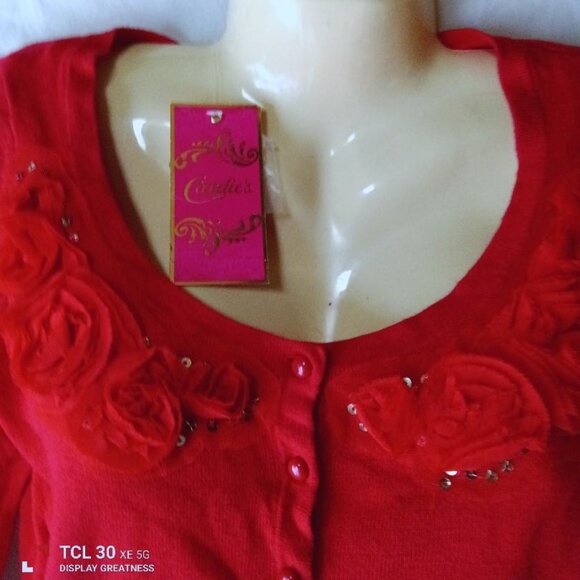 Women's Red Sequined Cardigan Sweater Medium NWT - Picture 2 of 2